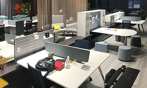 天津时尚高端办公家具之阿尔法系列办公桌